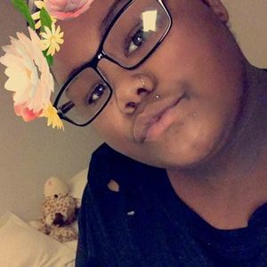 Meet your Posher, Marissa